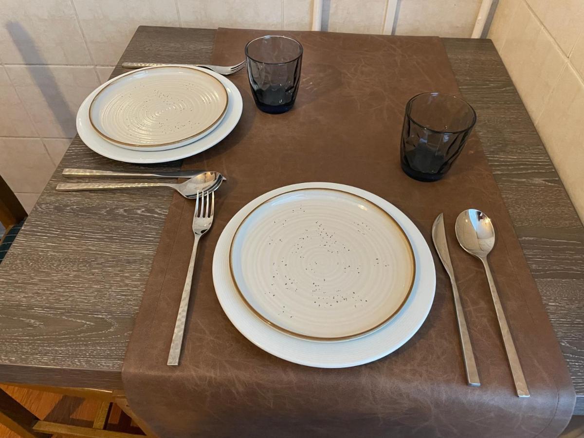 Appartement 2 chambres avec parking privé gratuit Dijon Exterior foto